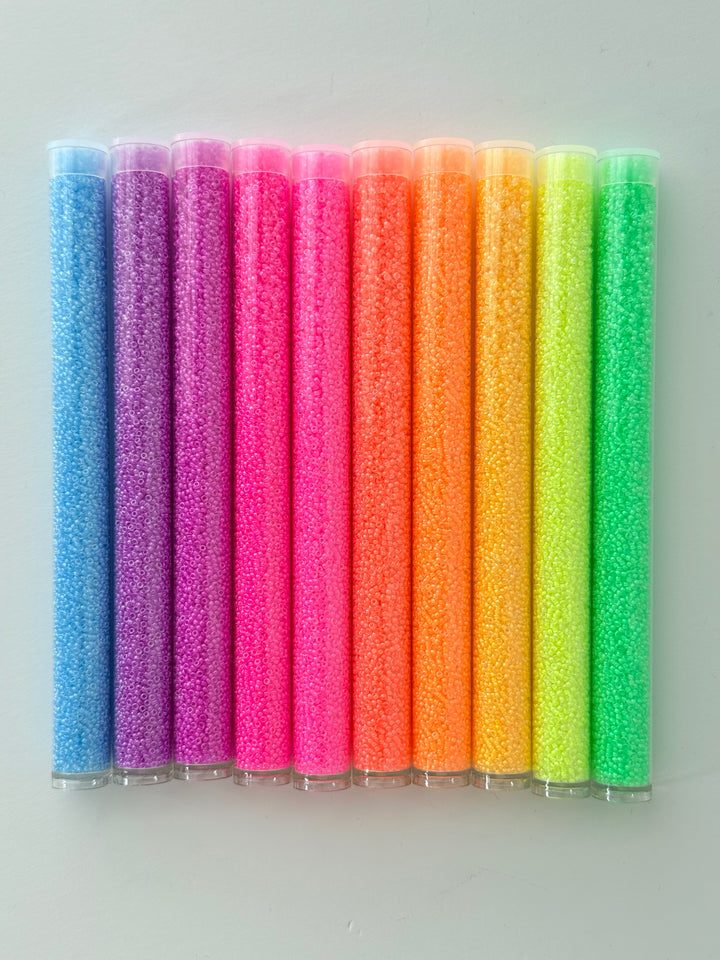 Luminous Neon Collection 15/0