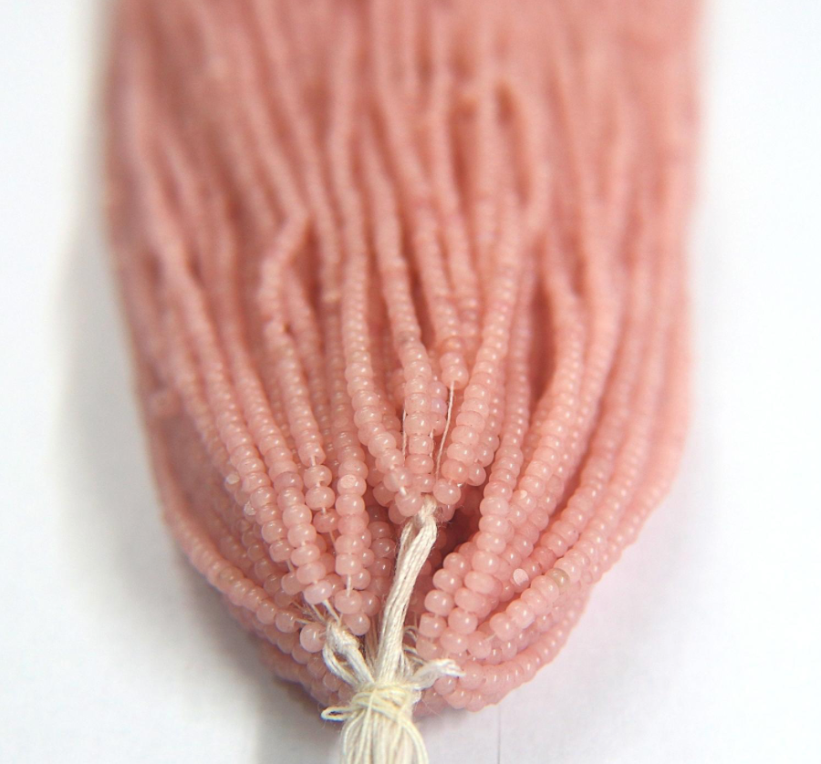 sheen Charlotte cut beads mauve opal