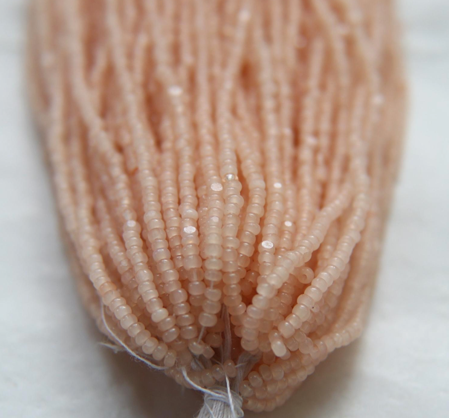 sheen Charlotte cut beads light peach