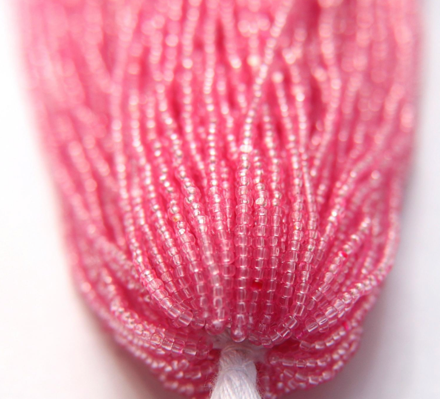 Charlotte cut beads pink