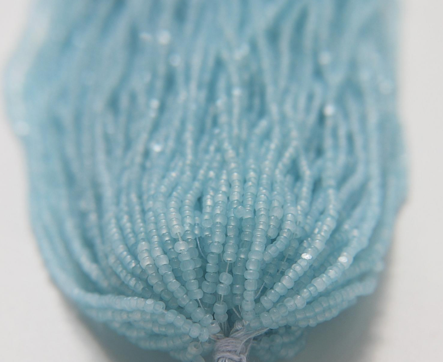 Charlotte cut seed beads blue