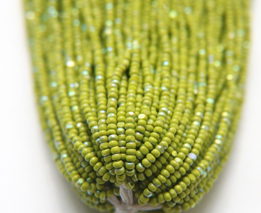 Charlotte cut seed beads green