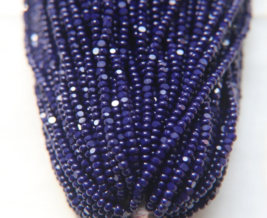 Charlotte cut seed beads navy