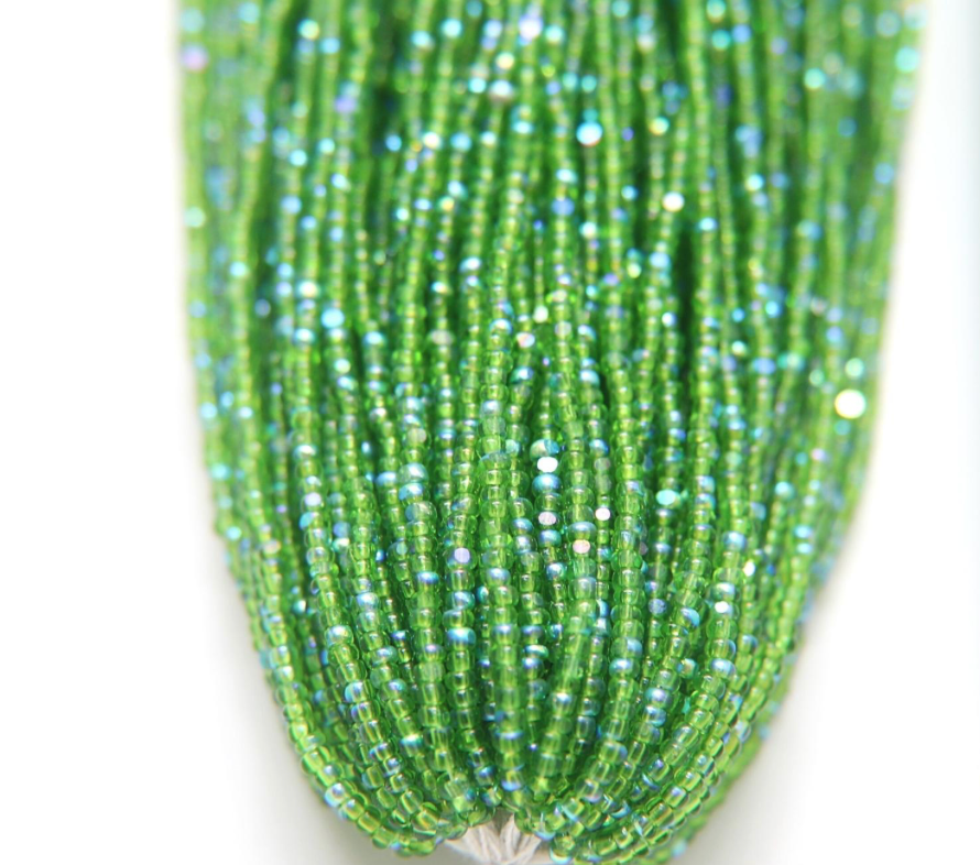 Charlotte cut beads green