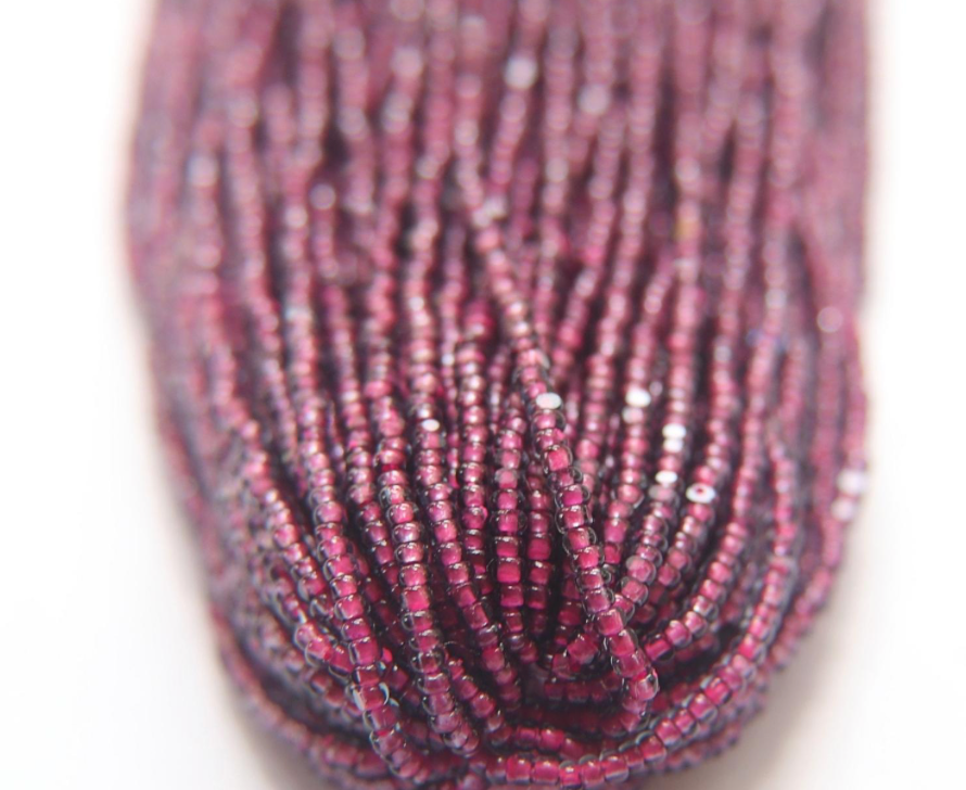 Charlotte cut beads black